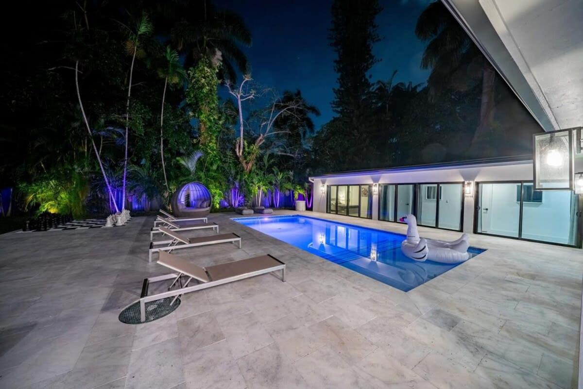 Holiday home Luxury Azure With Heated Pool 20 Minutes To *